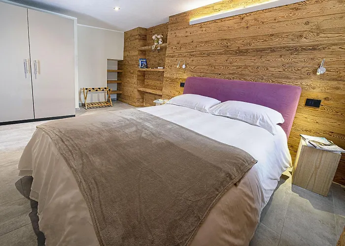 Fenat Hotel apartamentowy Introd